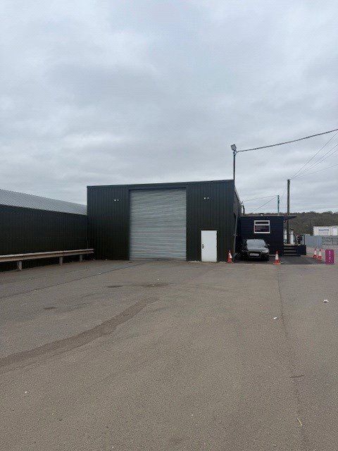 Property photo 1 of 4 Picture No. 04