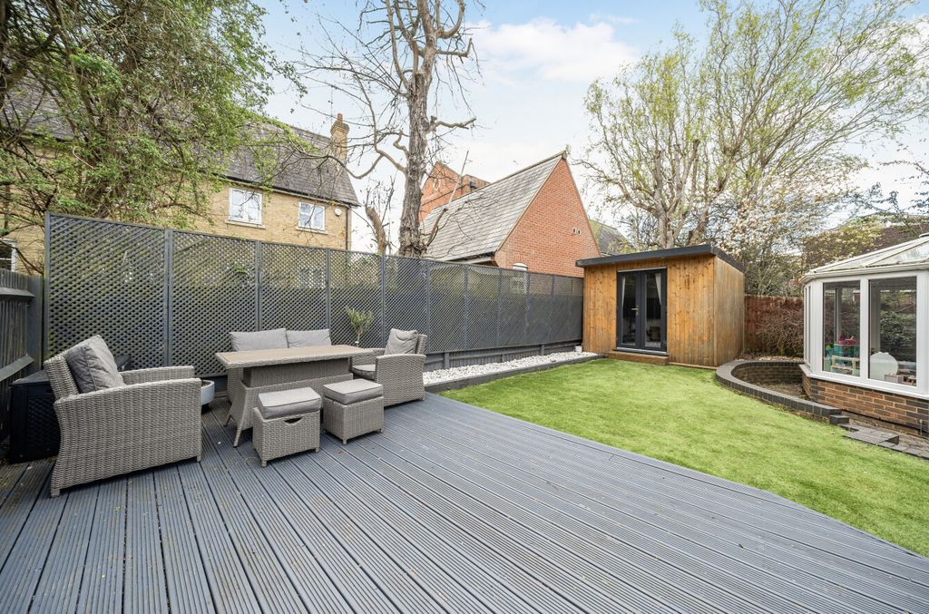 Property photo 3 of 20 Picture 3