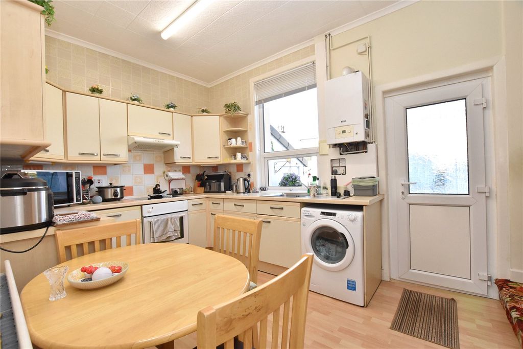 Property photo 3 of 15 Picture No. 04