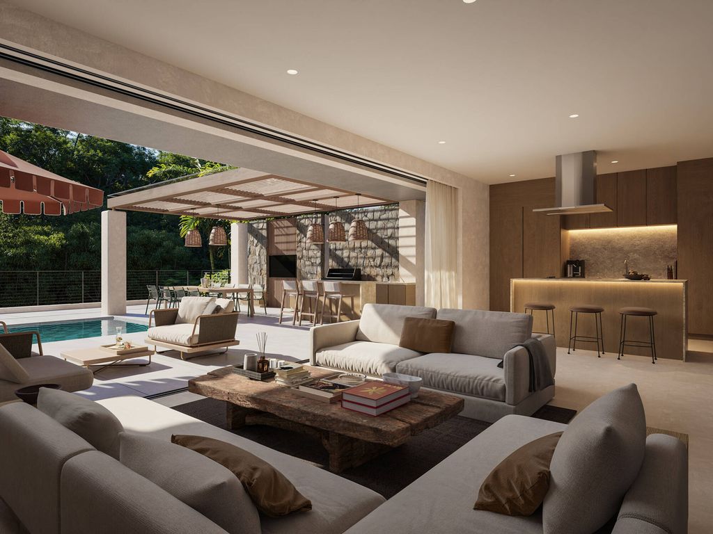 Property photo 3 of 13 Image 2