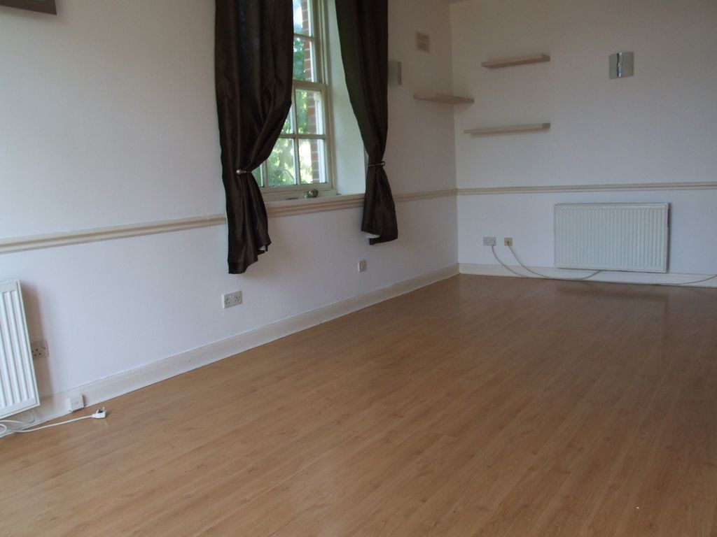 Property photo 2 of 13 Photo 6