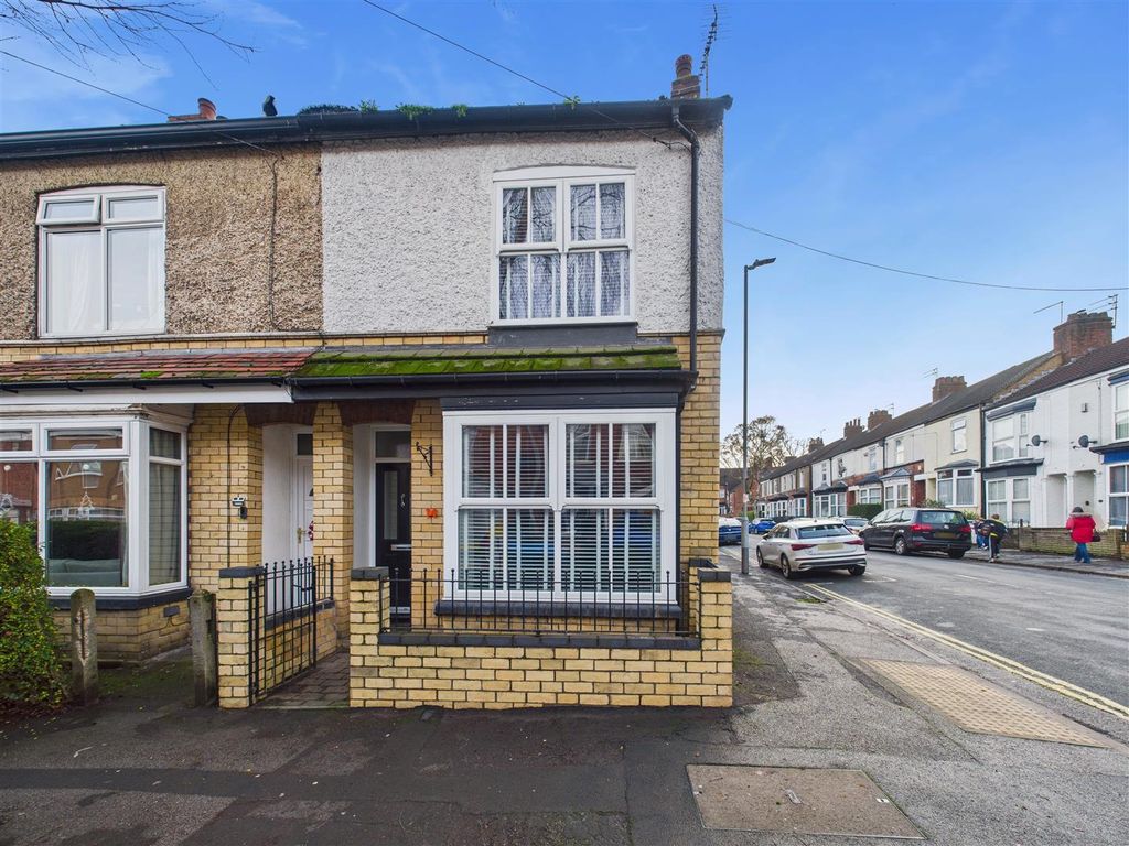 Property photo 1 of 13 Cam05451G0-Pr0090-Still019.Jpg