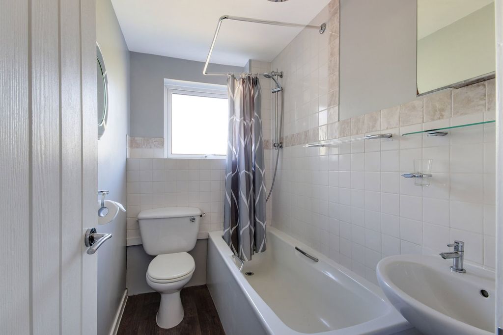 Additional image 9 of 2 bed terraced house for saleCaling Croft, New Ash Green, Longfield DA3