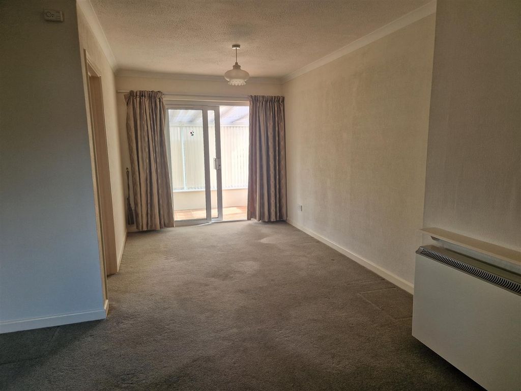 Property photo 3 of 18 1000059381.Jpg