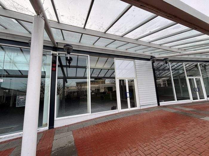 Property photo 1 of 2
