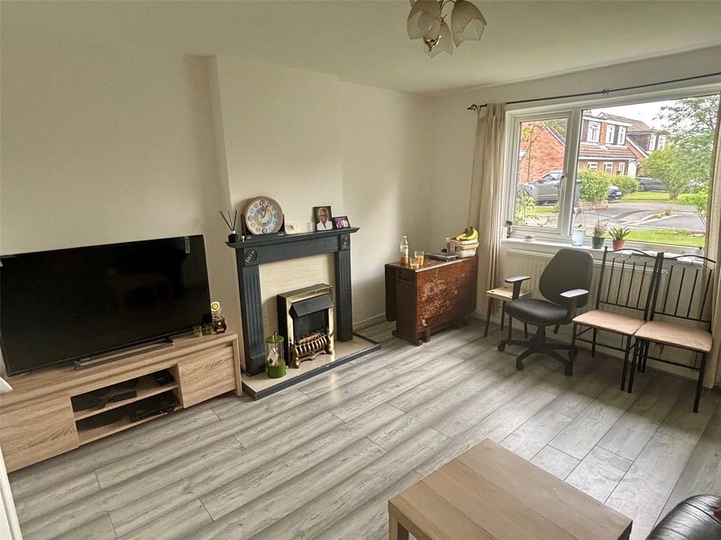 Property photo 2 of 14 Picture No. 06