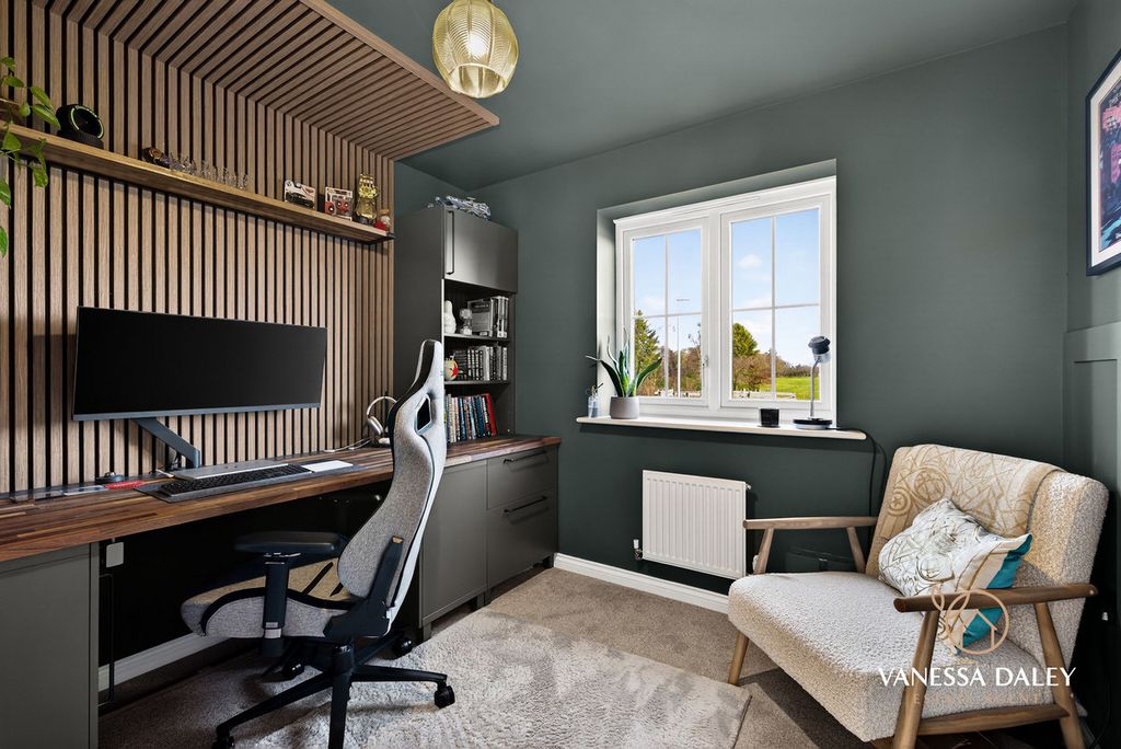 Property photo 3 of 38