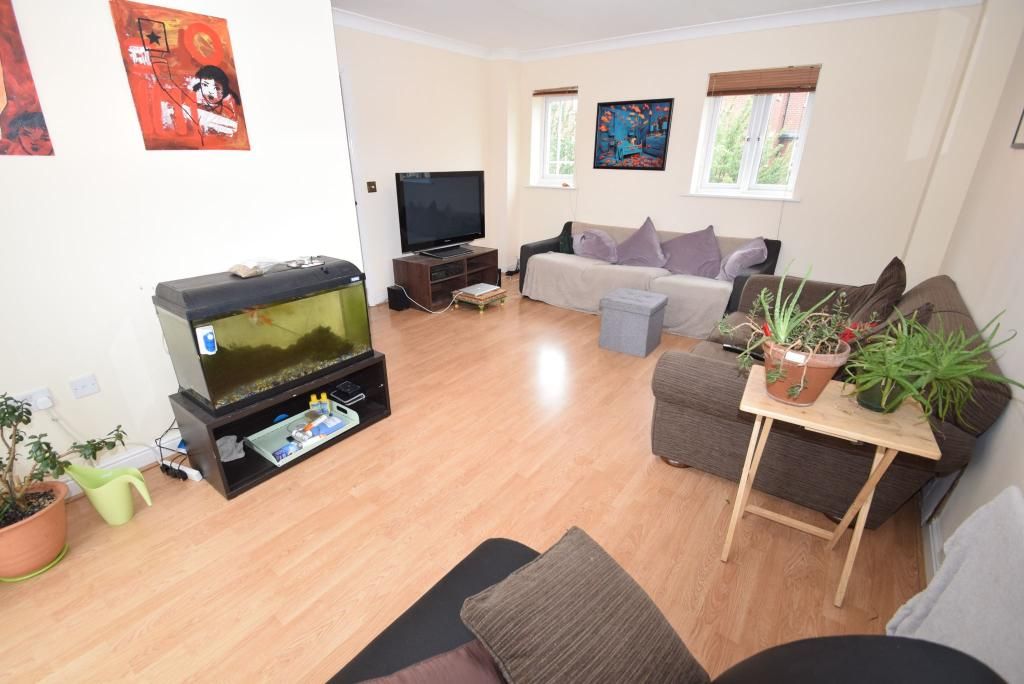 Property photo 3 of 16 Gallery