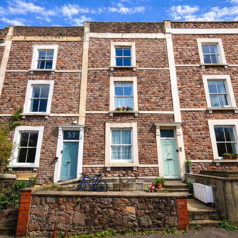 Property photo 1 of 10 Front.Png