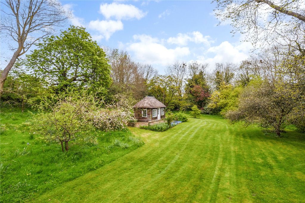 Property photo 3 of 28 Rear Paddock