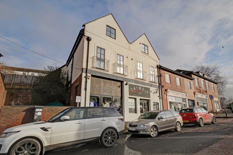 Property photo 1 of 11 Front