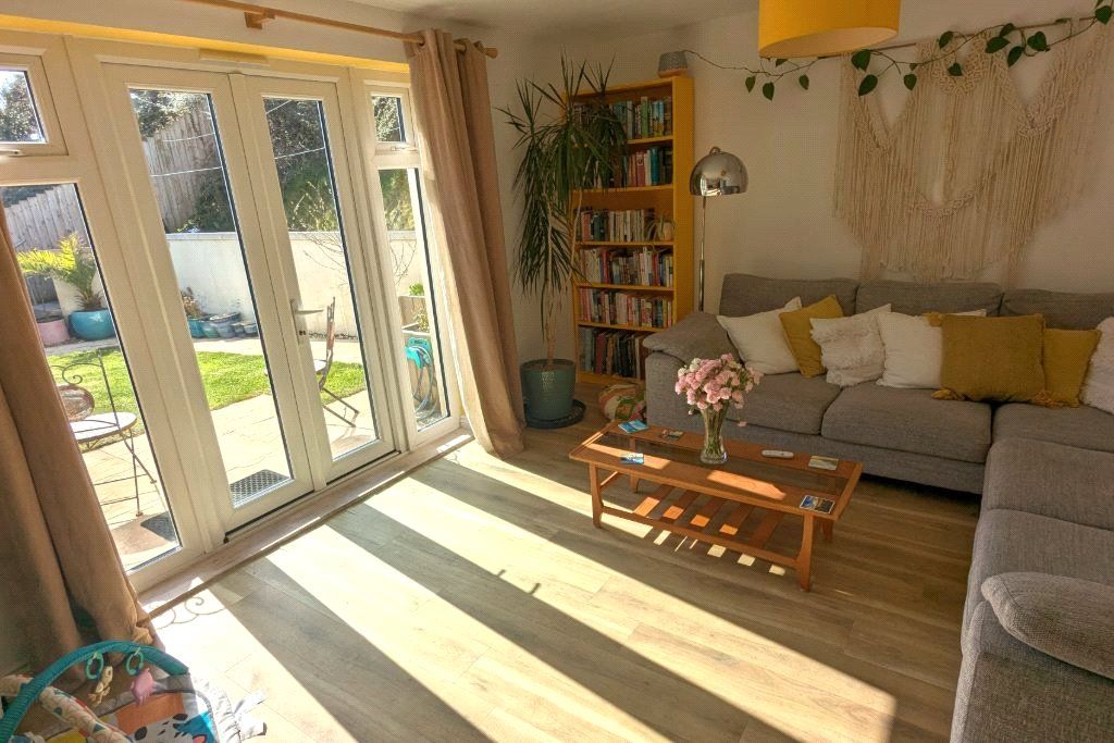 Property photo 2 of 16 Picture No. 28