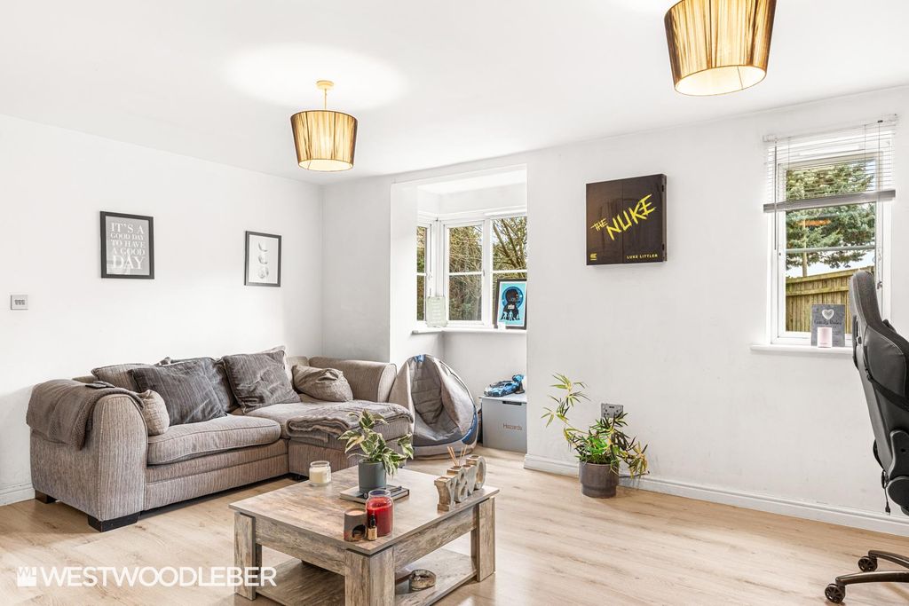 Property photo 3 of 21 Vancouverroad_4.Jpg