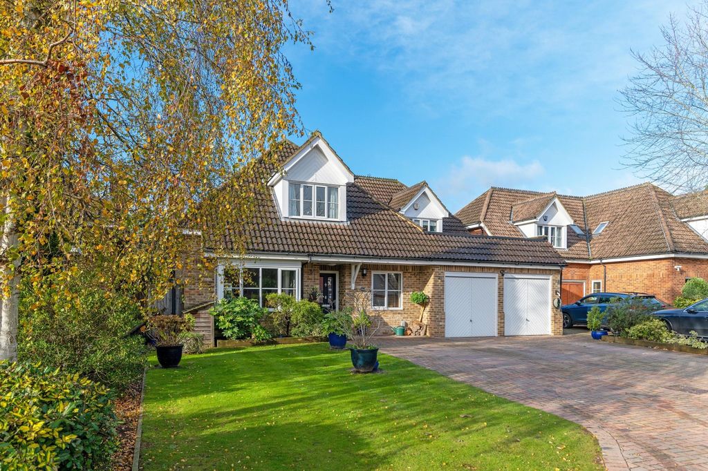 Property photo 2 of 47