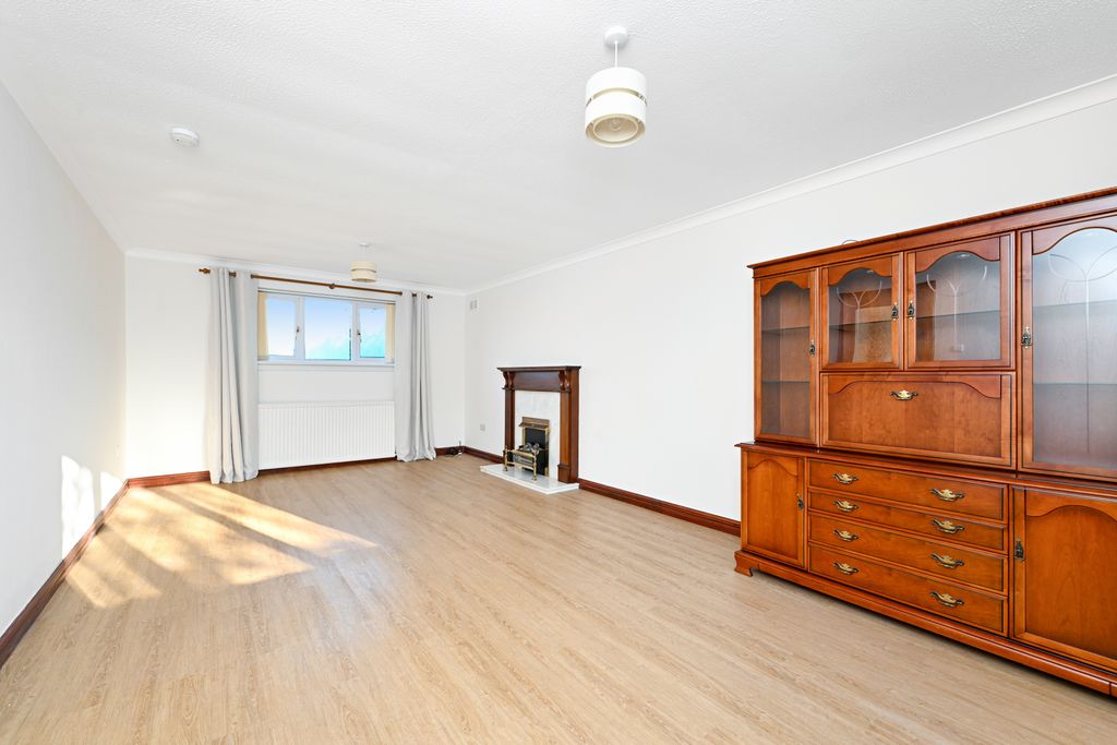 Property photo 3 of 19 Property Image 3