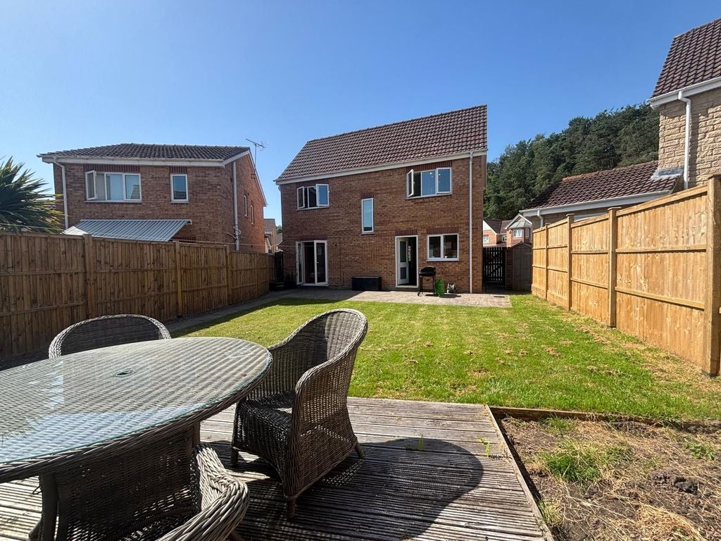 Property photo 3 of 19 Garden Aspect One