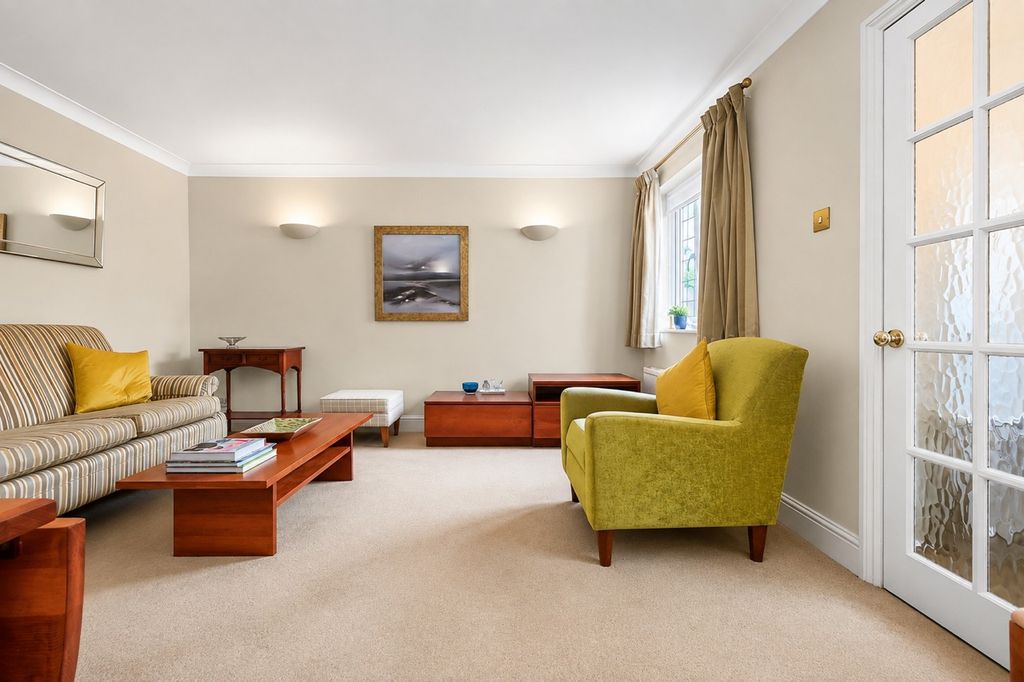 Property photo 3 of 16