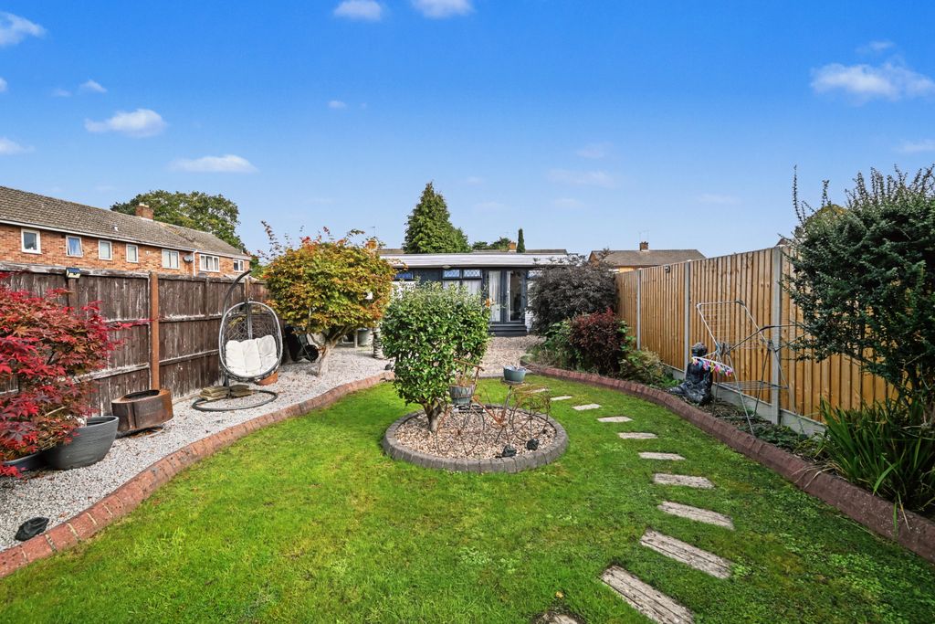 Property photo 2 of 19