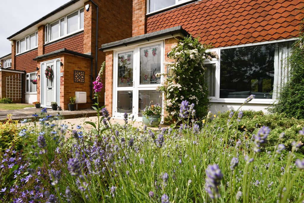 Property photo 3 of 31 28
