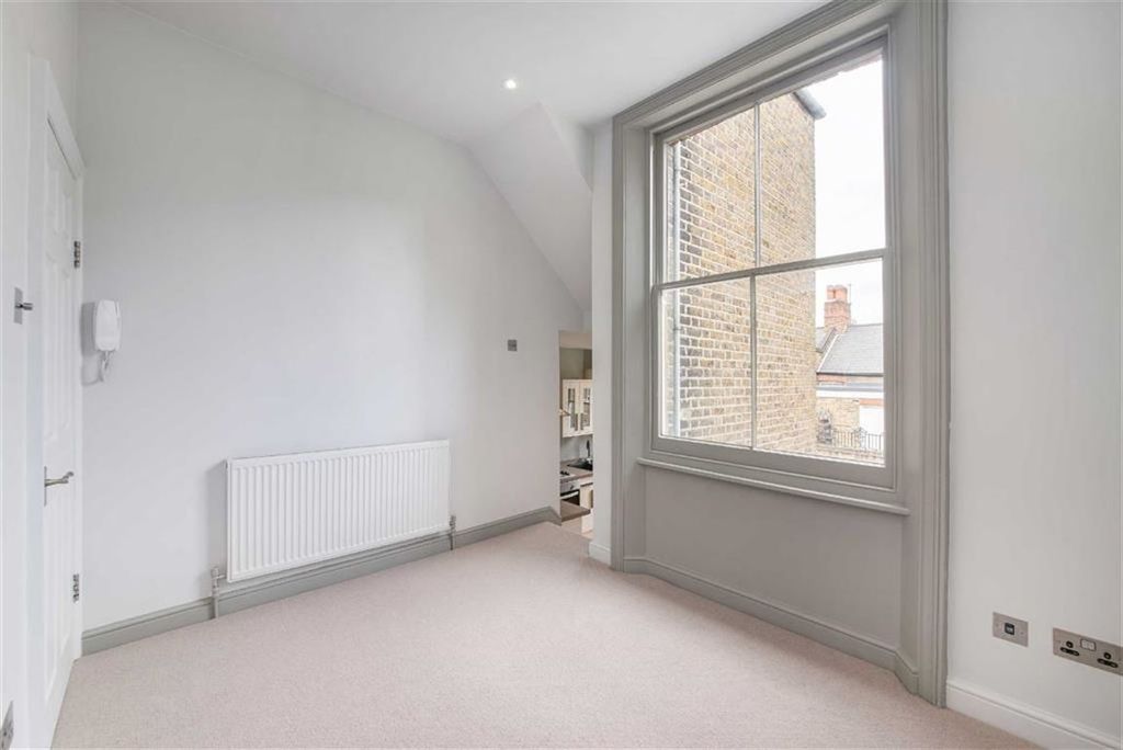 Property photo 1 of 4