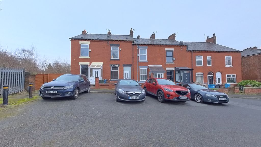 Property photo 1 of 27