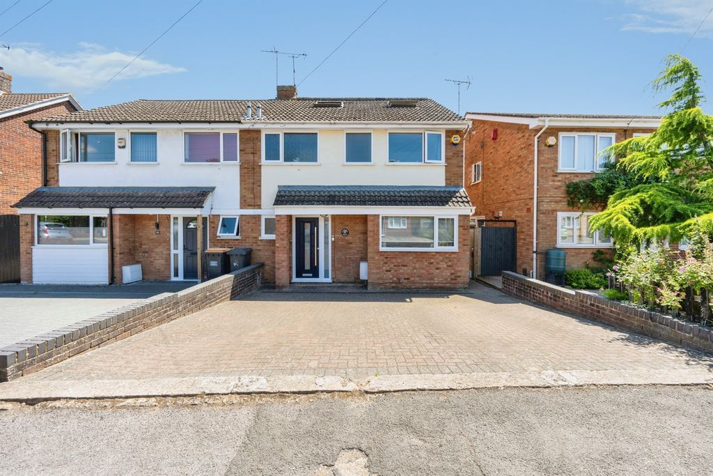 Property photo 1 of 19