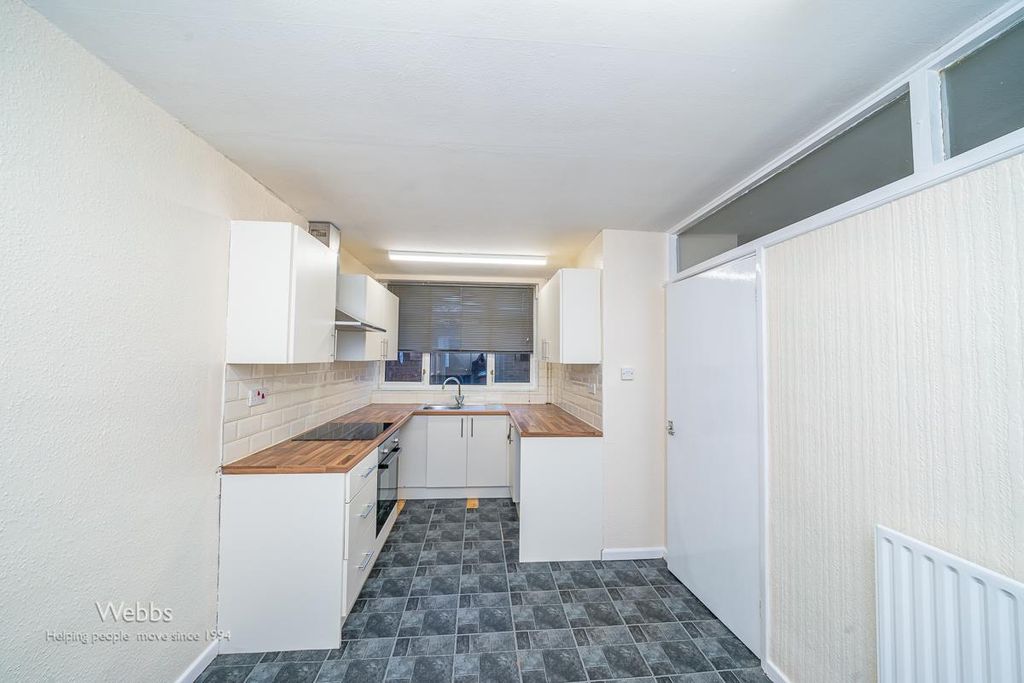 Property photo 3 of 25 Â© Webbs Estate Agents Â© (78 Of 98).Jpg