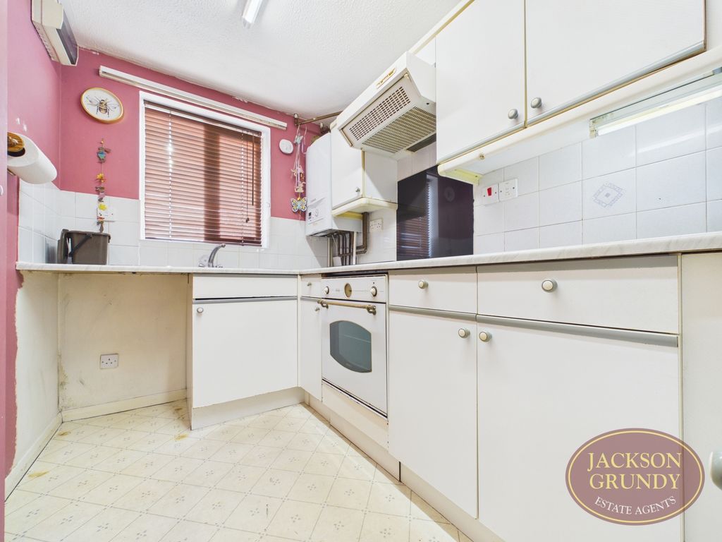 Property photo 2 of 11 Photo 2