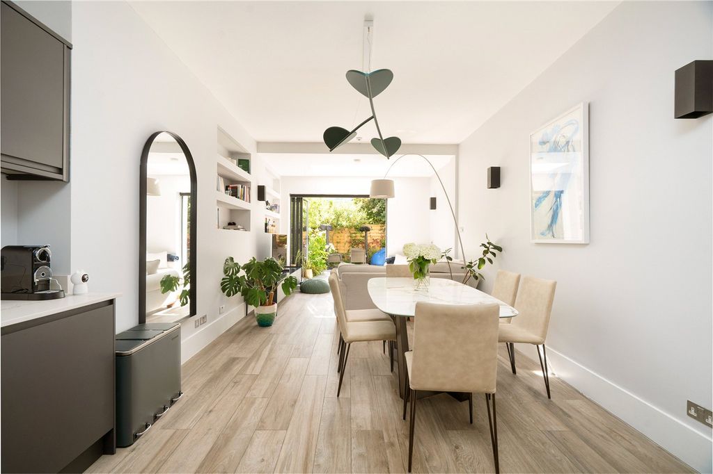 Property photo 2 of 11 Picture No. 11