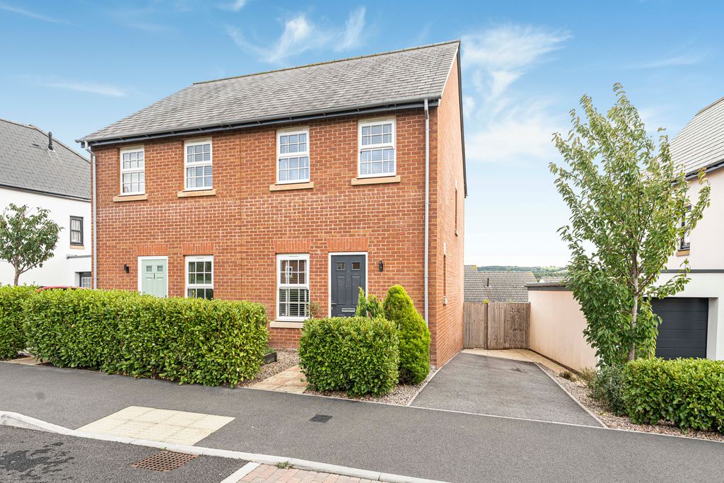 Property photo 1 of 20 16_63018