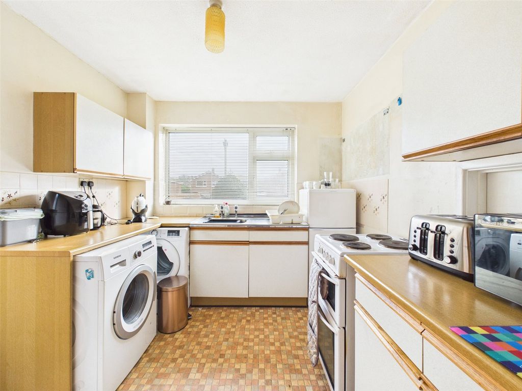 Property photo 2 of 20 Picture No. 13