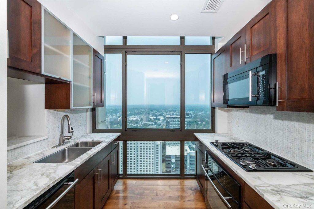 Property photo 3 of 3 <Alttext/>