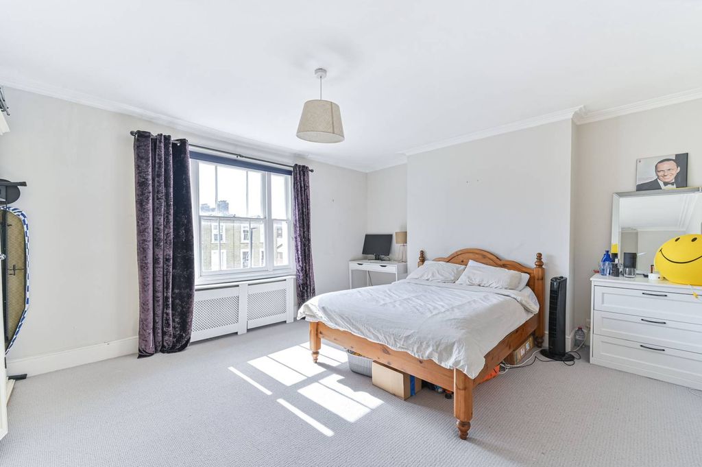 Property photo 3 of 9