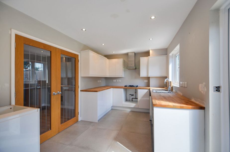 Property photo 1 of 29 Kitchen Dining Room (6).Jpg