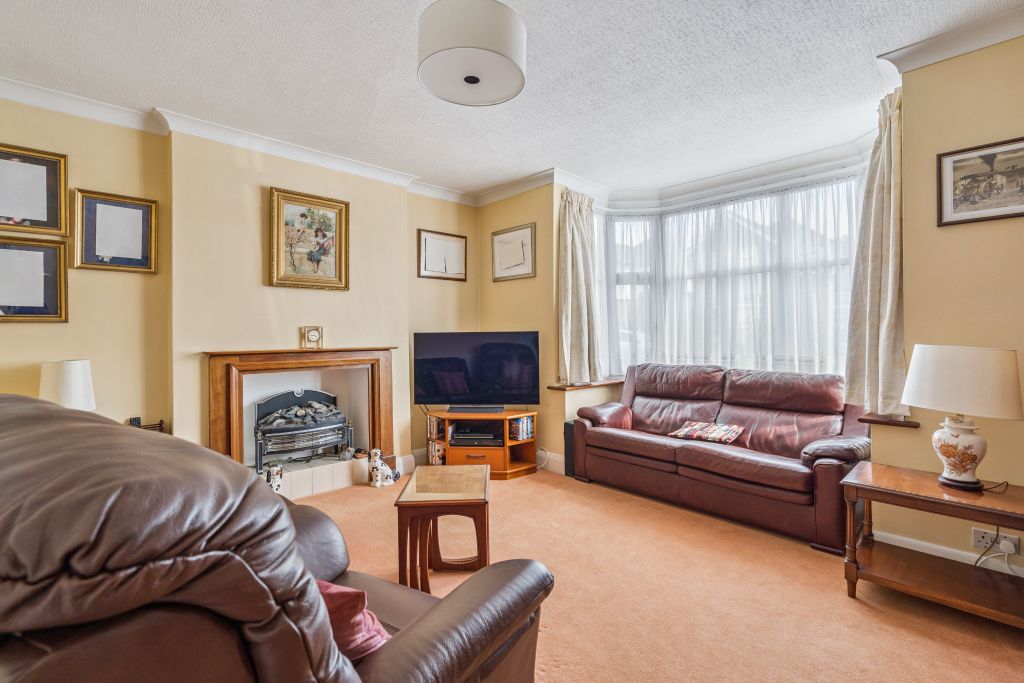 Property photo 3 of 14