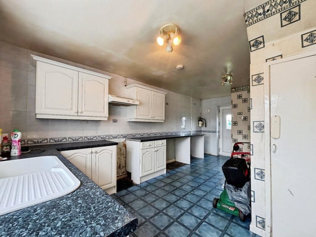 Property photo 3 of 9 Image 3