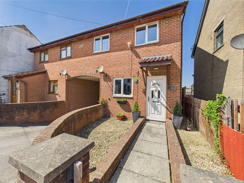 Property photo 1 of 24