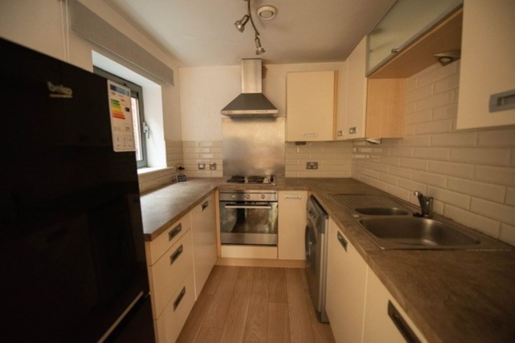 Property photo 3 of 13