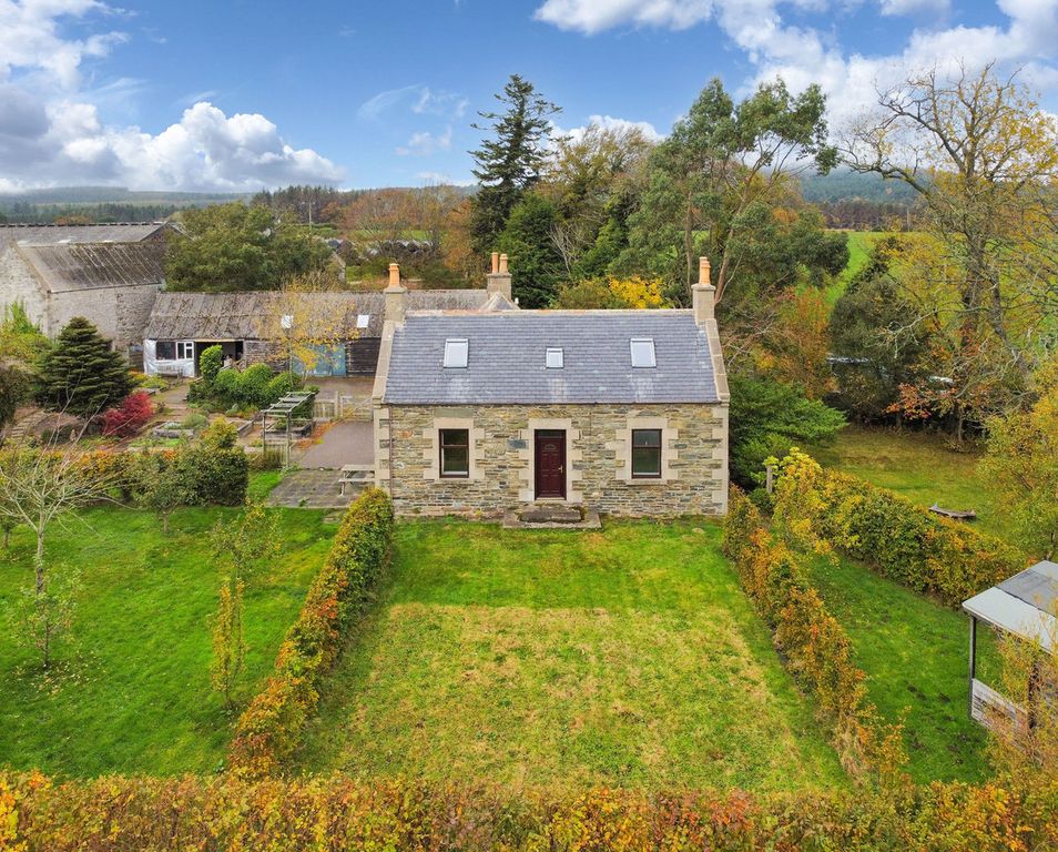 Property photo 2 of 48