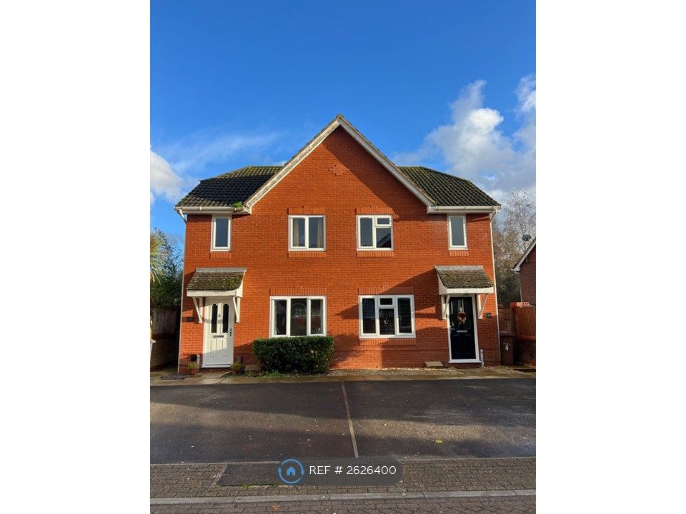 Property photo 1 of 3