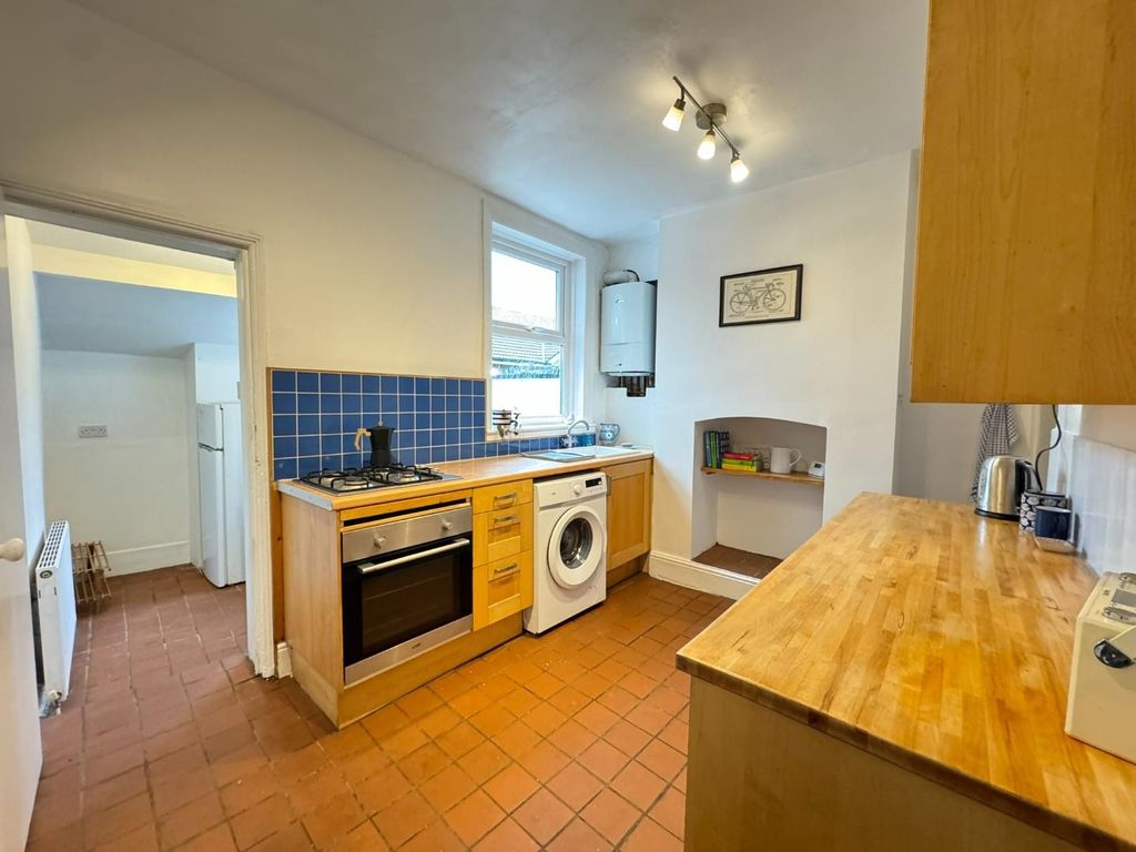 Property photo 3 of 20