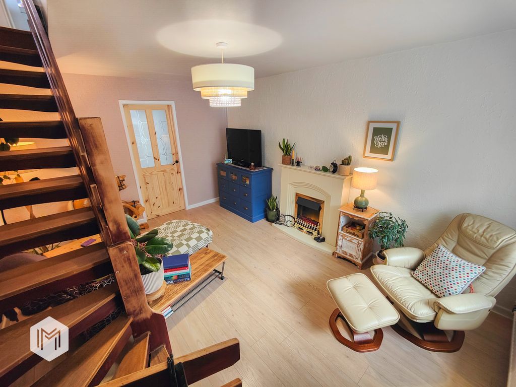 Property photo 2 of 20 Picture No. 17