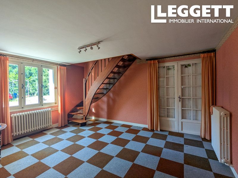 Property photo 3 of 10