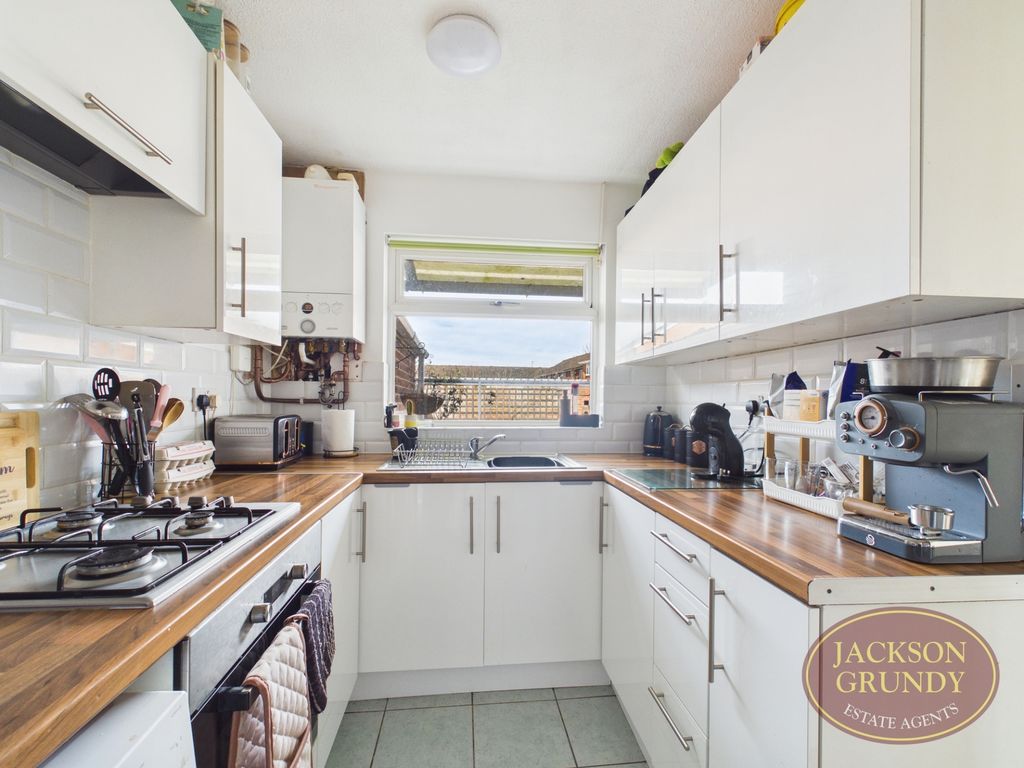 Property photo 3 of 10 Grange Road