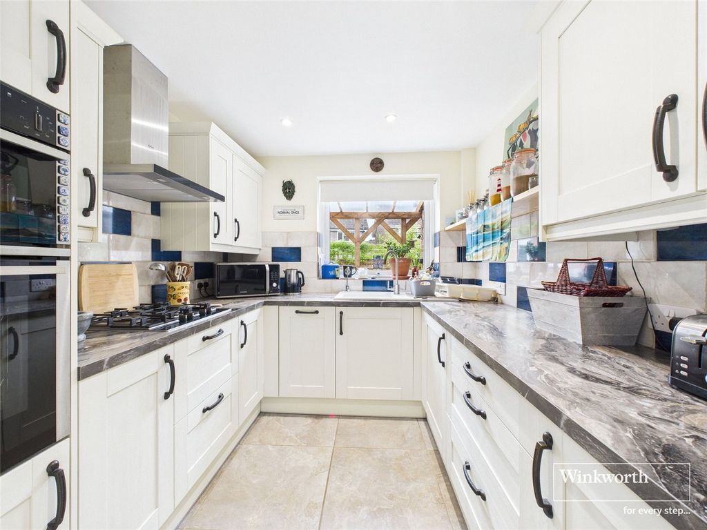 Property photo 3 of 20 Picture No. 16