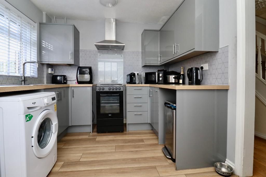 Property photo 3 of 12 Photo 3