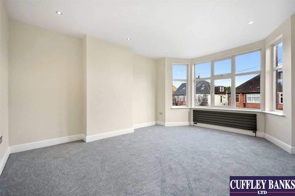 Property photo 2 of 7 Picture No. 02