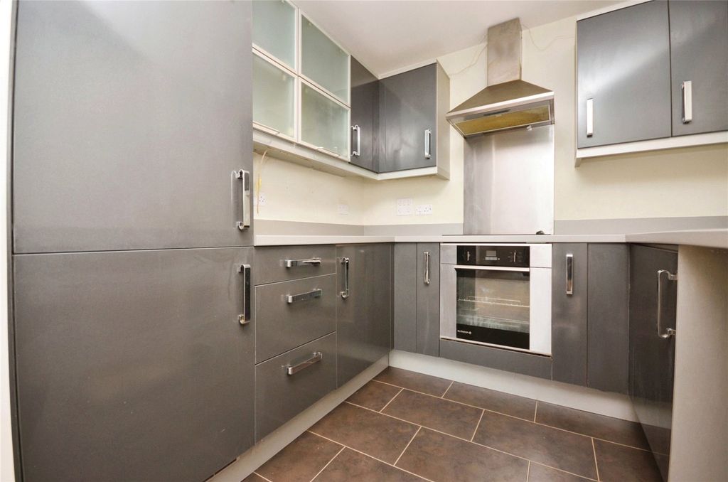 Property photo 2 of 10 Picture No. 21