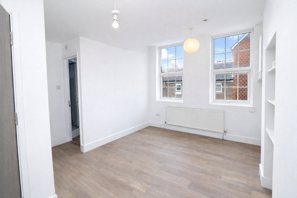 Property photo 1 of 3