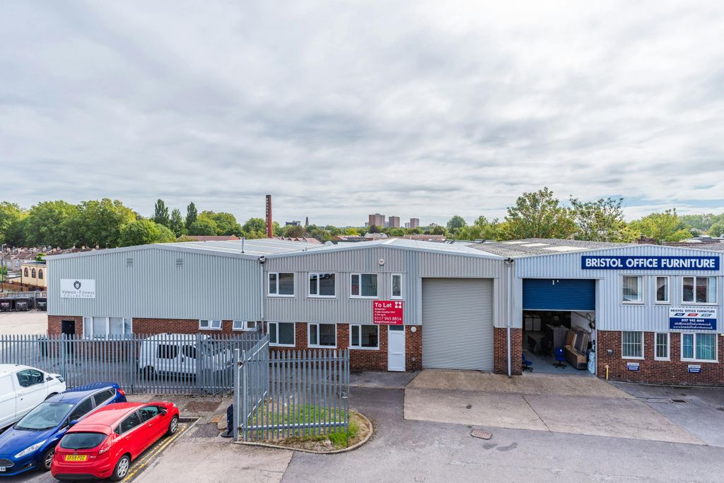 Property photo 3 of 4 Unit-9B-Ashley-Hill-Trading-Estate,-Bristol-28.Jpg